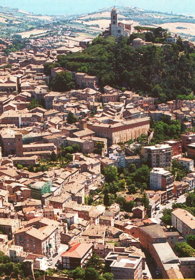 Alloggio "La Fonte" Фермо Экстерьер фото